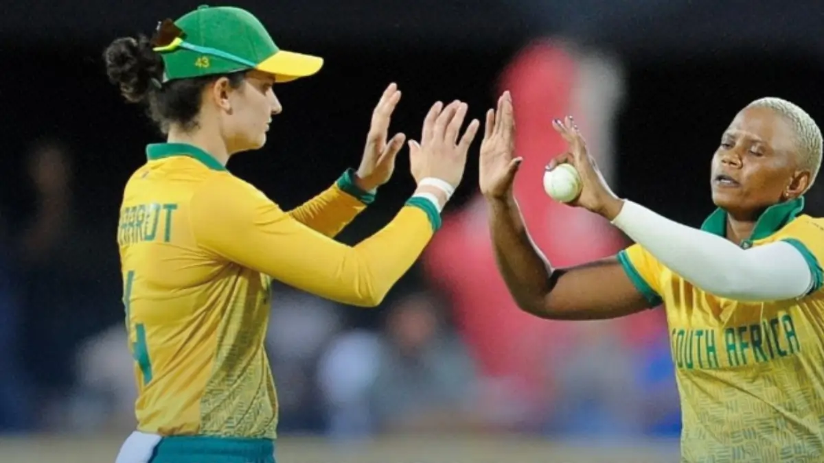 SA-W vs SL-W Dream11 Prediction Today 2nd T20I Match of the Sri Lanka Women's tour of South Africa 2024. This match will be hosted at Senwes Park, Potchefstroom, scheduled for 30th Mar 2024, at 05:30 PM IST. South Africa Women (SA-W) vs Sri Lanka Women (SL-W) match In-depth match analysis & Fantasy Cricket Tips. Get Venue Stats of the Senwes Park, Potchefstroom pitch report