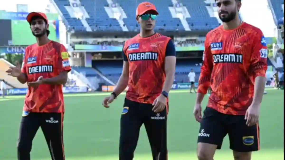 SRH vs RR Dream11 Prediction Today is the Qualifier 2 T20 Match of the Indian Premier League 2024 (IPL). This match will be hosted at the MA Chidambaram Stadium, Chennai, scheduled for the 24th of May 2024, at 07:30 PM IST. Sunrisers Hyderabad (SRH) vs Rajasthan Royals RR match In-depth match analysis & Fantasy Cricket Tips. Get Venue Stats of the MA Chidambaram Stadium, Chennai pitch report.