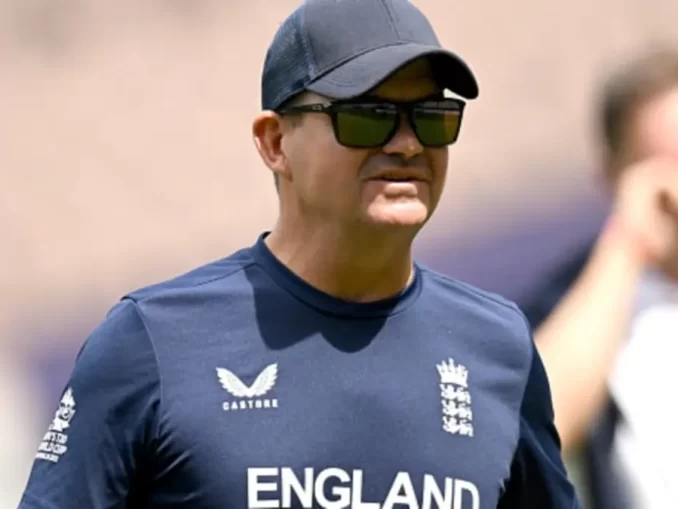 Matthew Mott Steps Down as England's Head Coach