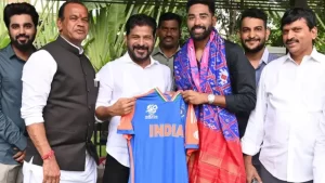 Mohammad Siraj Receives Honors from Telangana Chief Minister