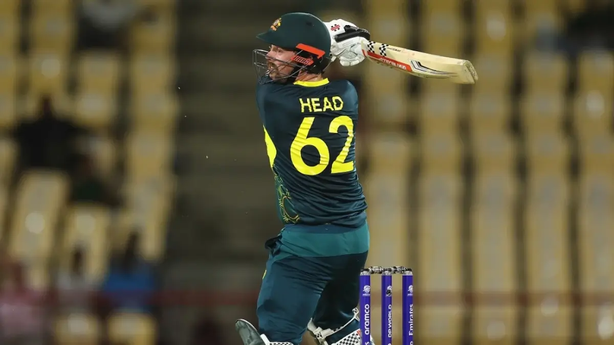 Australia Defeats England in 1st T20I by 28 Runs