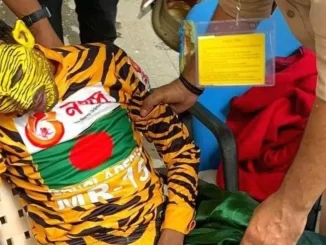 Bangladesh Super Fan Tiger Robby Attacked by Audience During India-Bangladesh Test