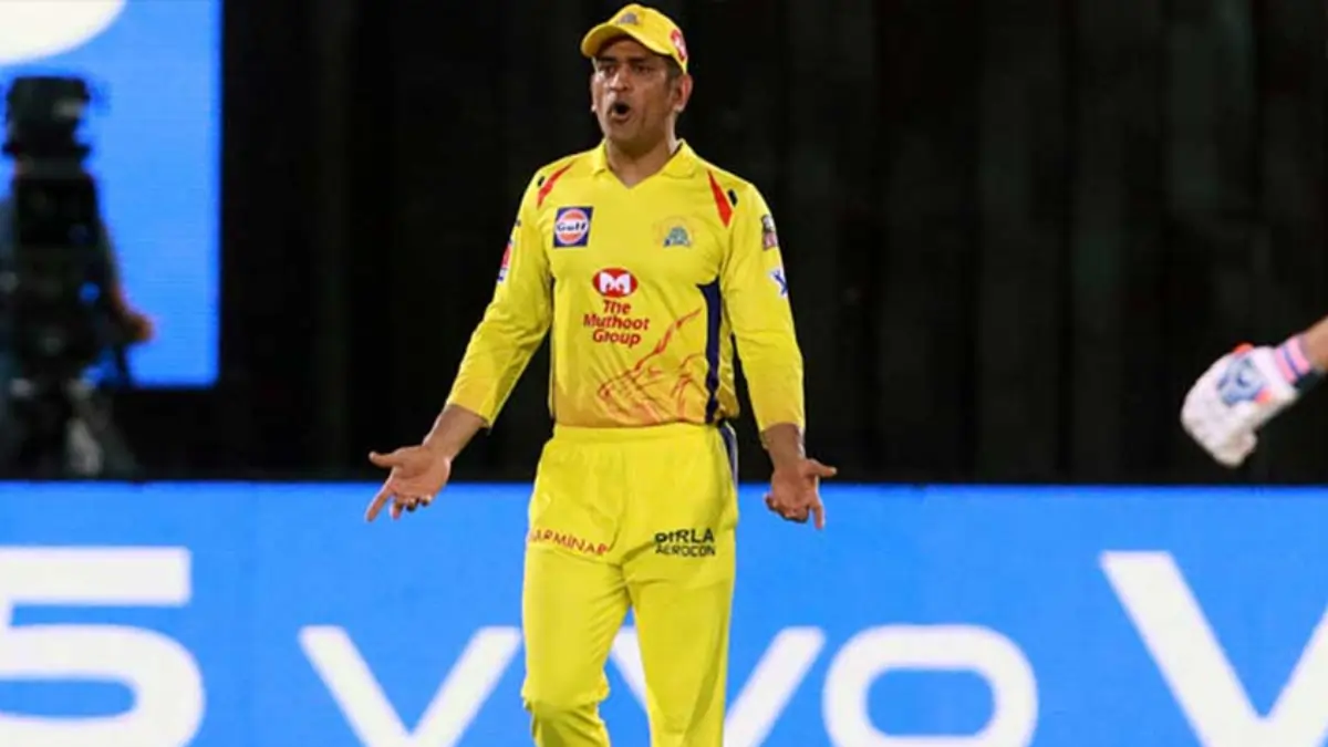 Dhoni's Rare Anger in the CSK Dressing Room