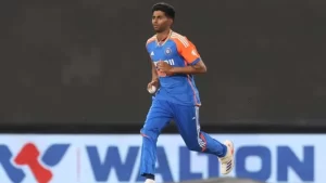 Indian Fast Bowler Mayank Yadav Out for 3 Months Due to Injury, Aiming for February Return