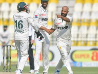 PAK vs ENG: Sajid Khan's Stunning Spell Packs England for 291, Pakistan Takes 75-Run Lead