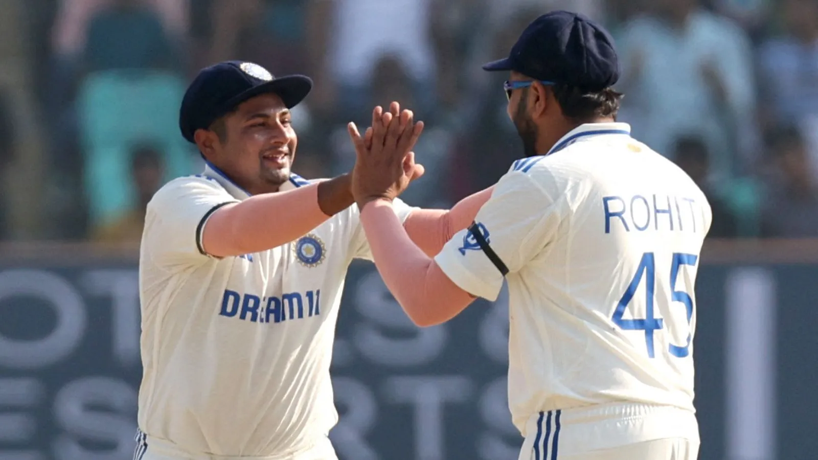 IND vs NZ: "Trust Me, Brother!" Sarfaraz Khan Persuades Rohit Sharma to Take DRS, Resulting in a Wicket